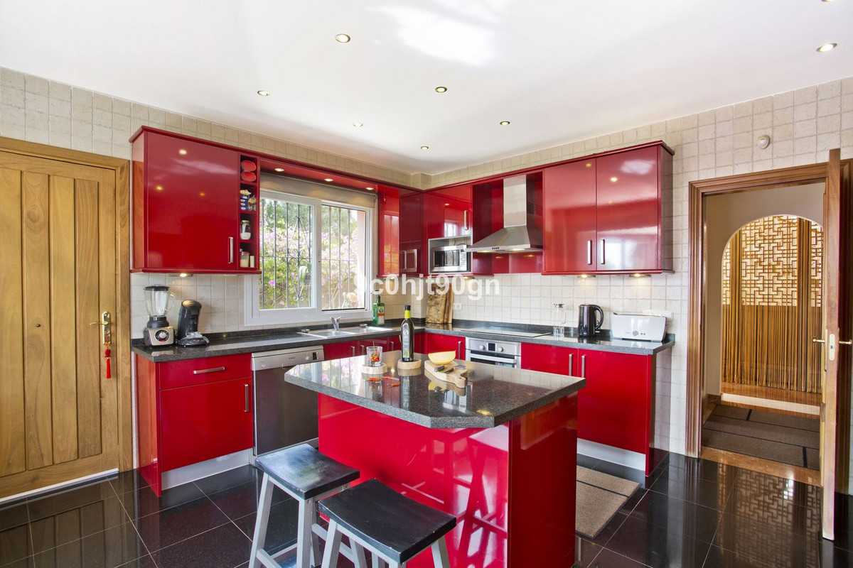 Huis te koop in Elviria | 5 slaapkamers H5329729