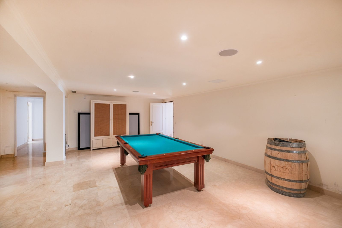 Huis te koop in Elviria | 7 slaapkamers H5339131