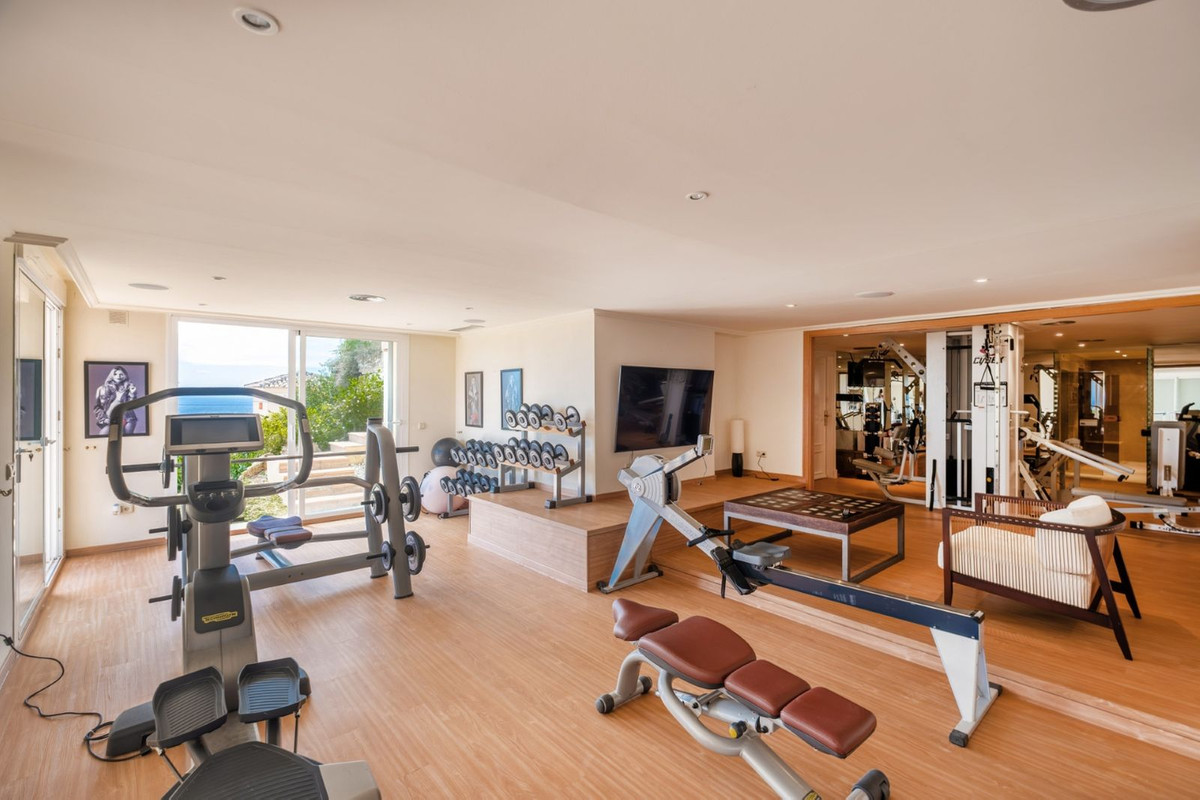 Huis te koop in Elviria | 7 slaapkamers H5339131