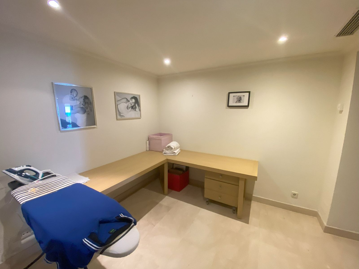 Huis te koop in Elviria | 7 slaapkamers H5339131