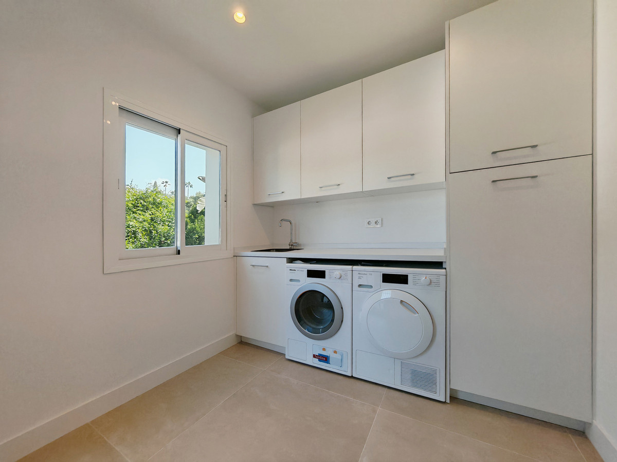 Huis te koop in Elviria | 4 slaapkamers H5349502