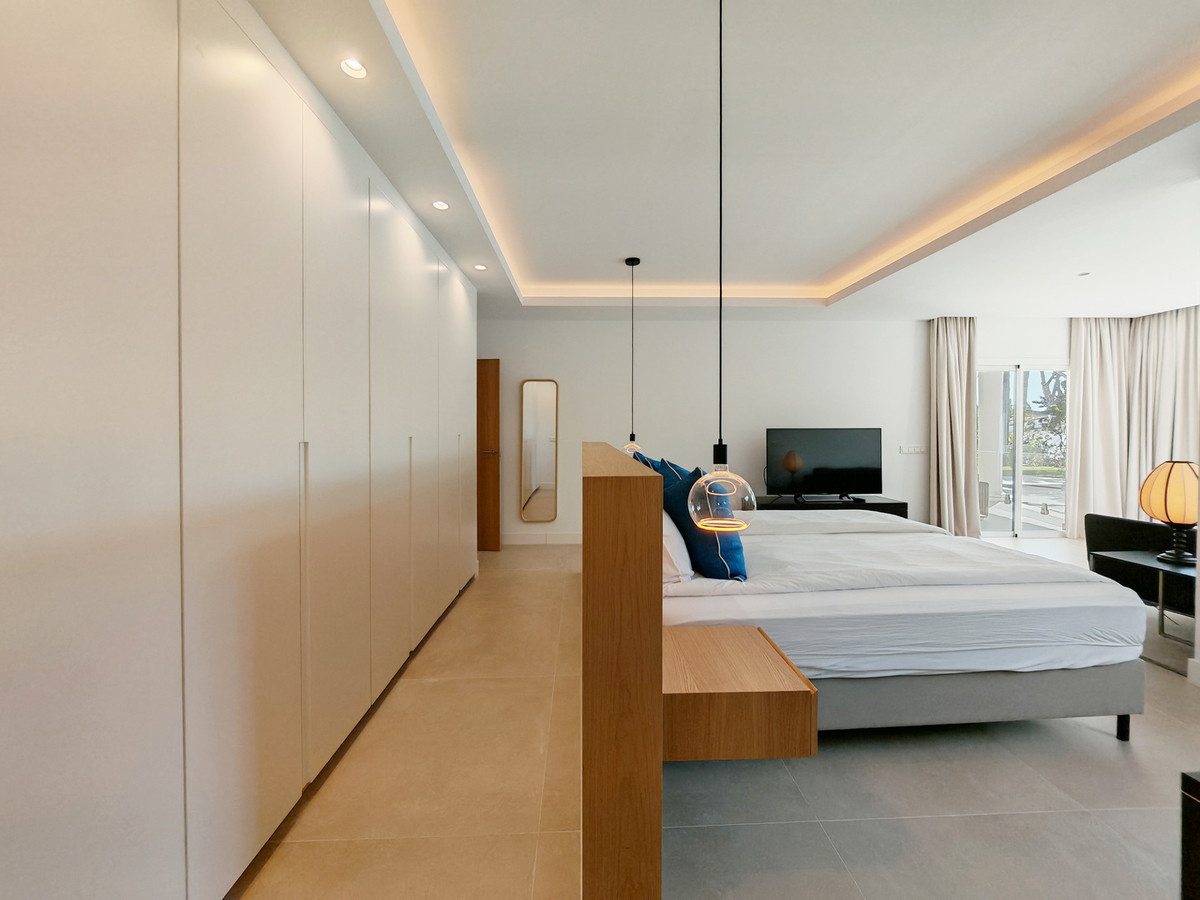 Huis te koop in Elviria | 4 slaapkamers H5349502