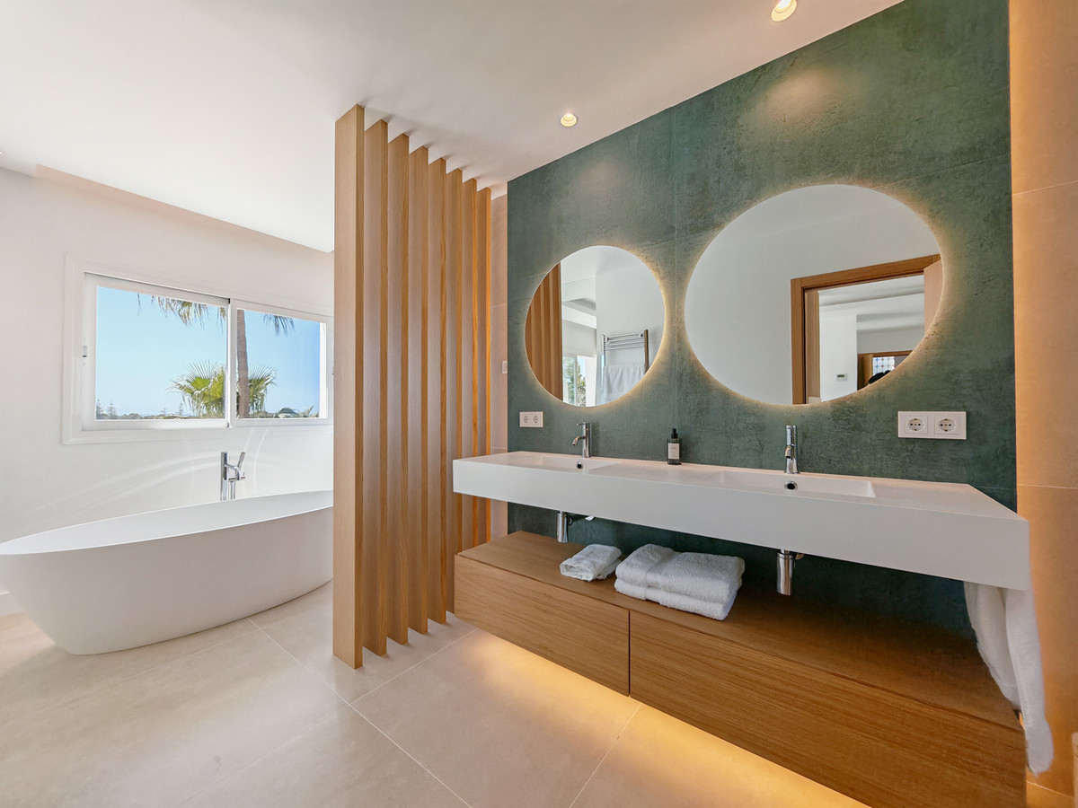 Huis te koop in Elviria | 4 slaapkamers H5349502