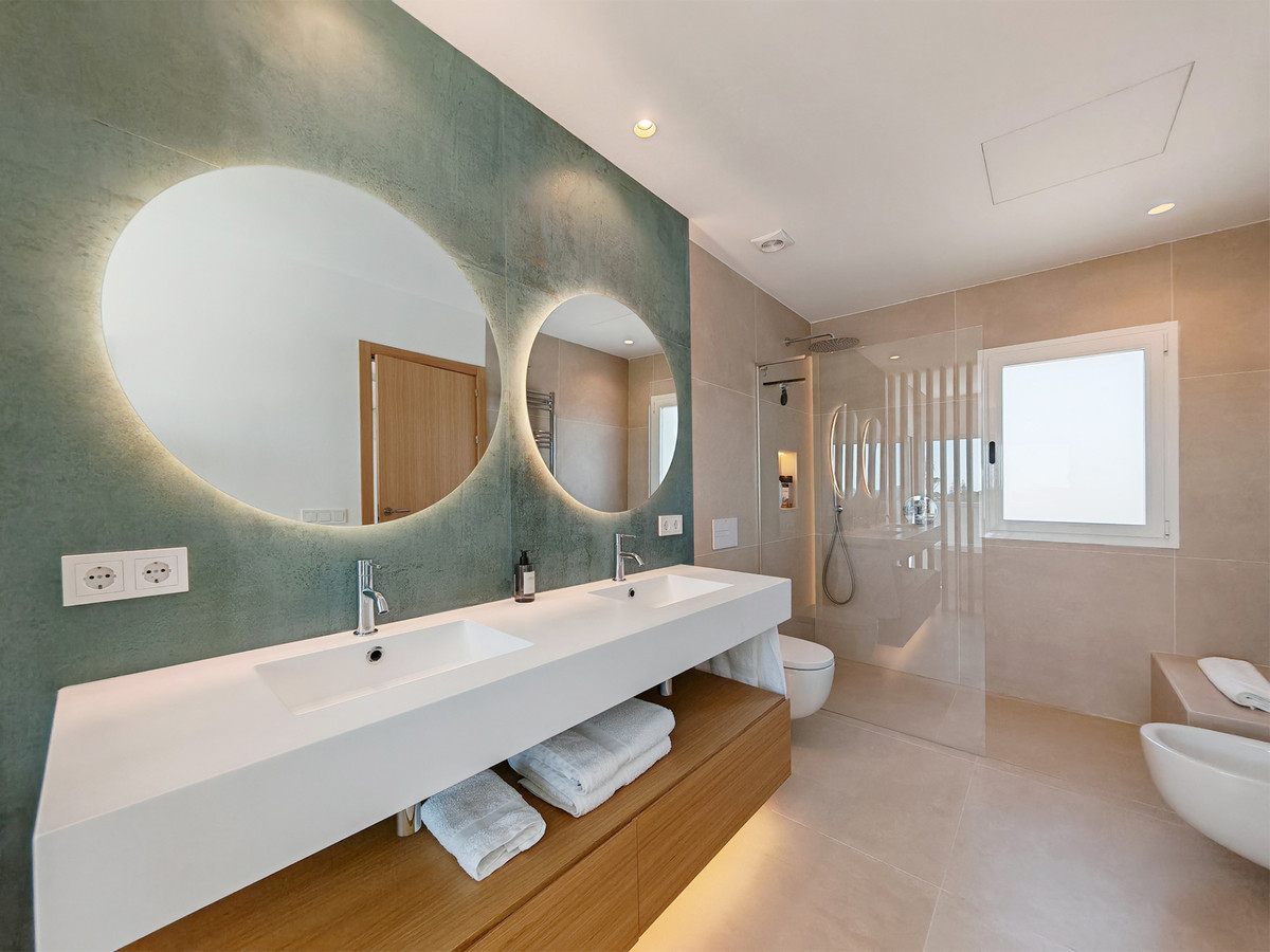 Huis te koop in Elviria | 4 slaapkamers H5349502