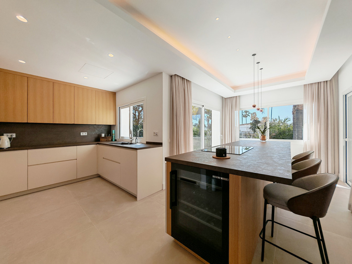 Huis te koop in Elviria | 4 slaapkamers H5349502