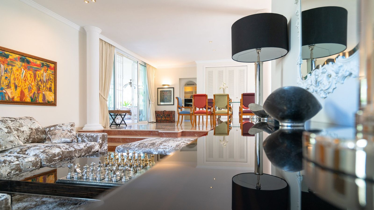 Huis te koop in Elviria | 5 slaapkamers H5360425