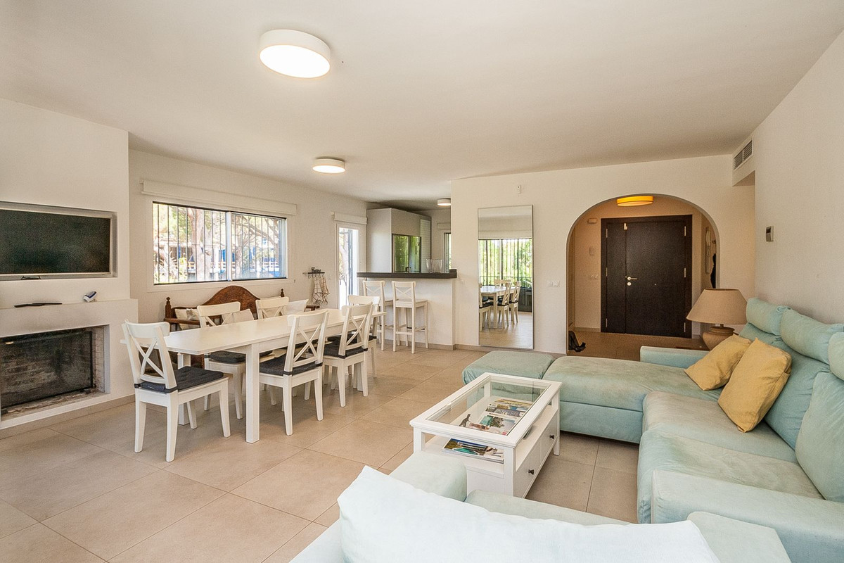 Huis te koop in Elviria | 5 slaapkamers H5381857