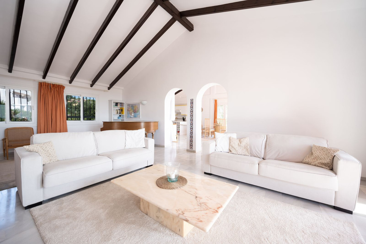 Huis te koop in Elviria | 4 slaapkamers H5383630