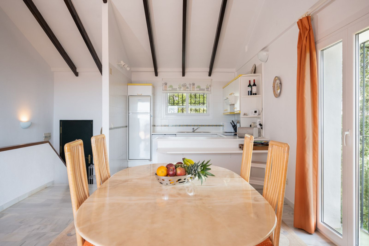 Huis te koop in Elviria | 4 slaapkamers H5383630