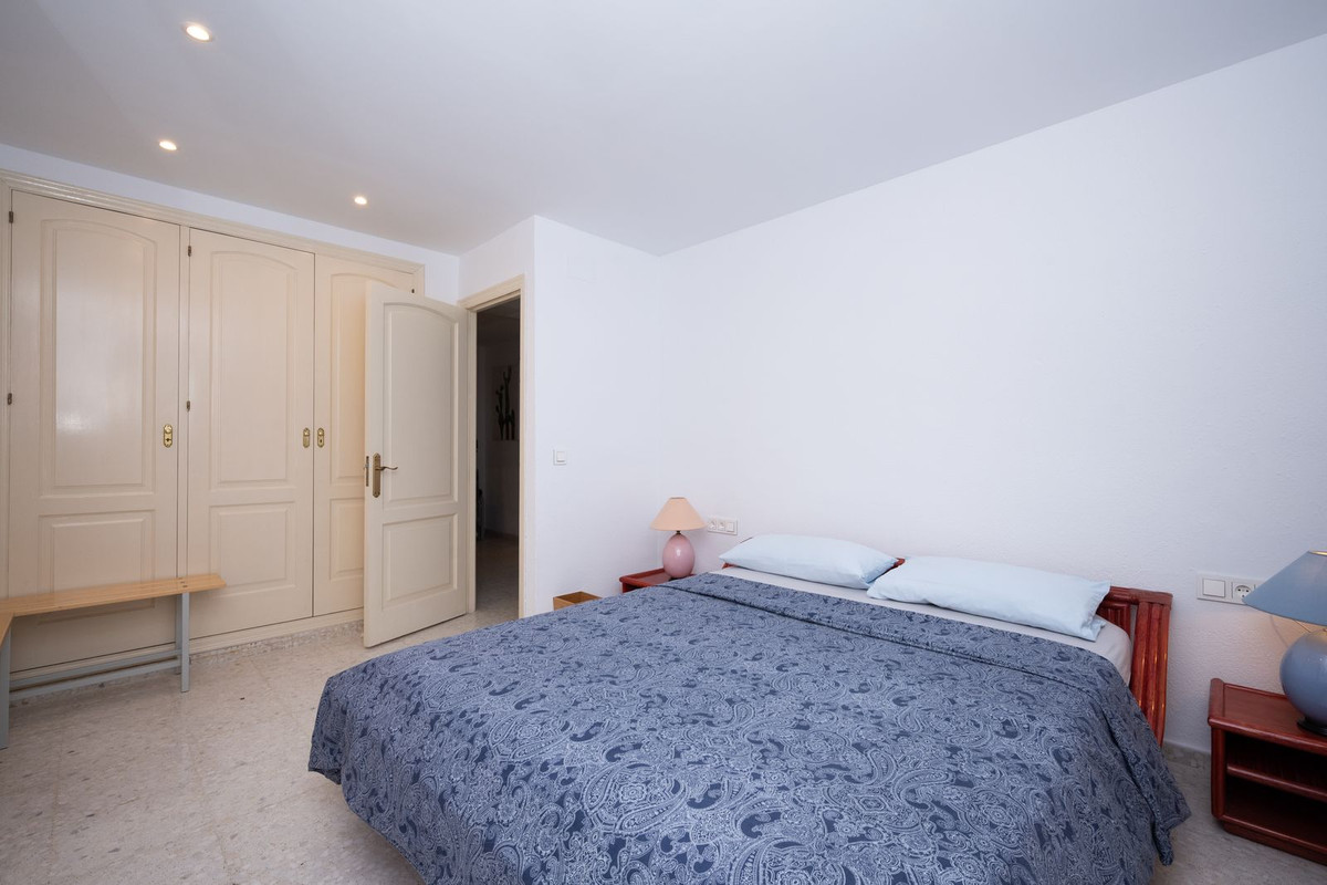 Huis te koop in Elviria | 4 slaapkamers H5383630
