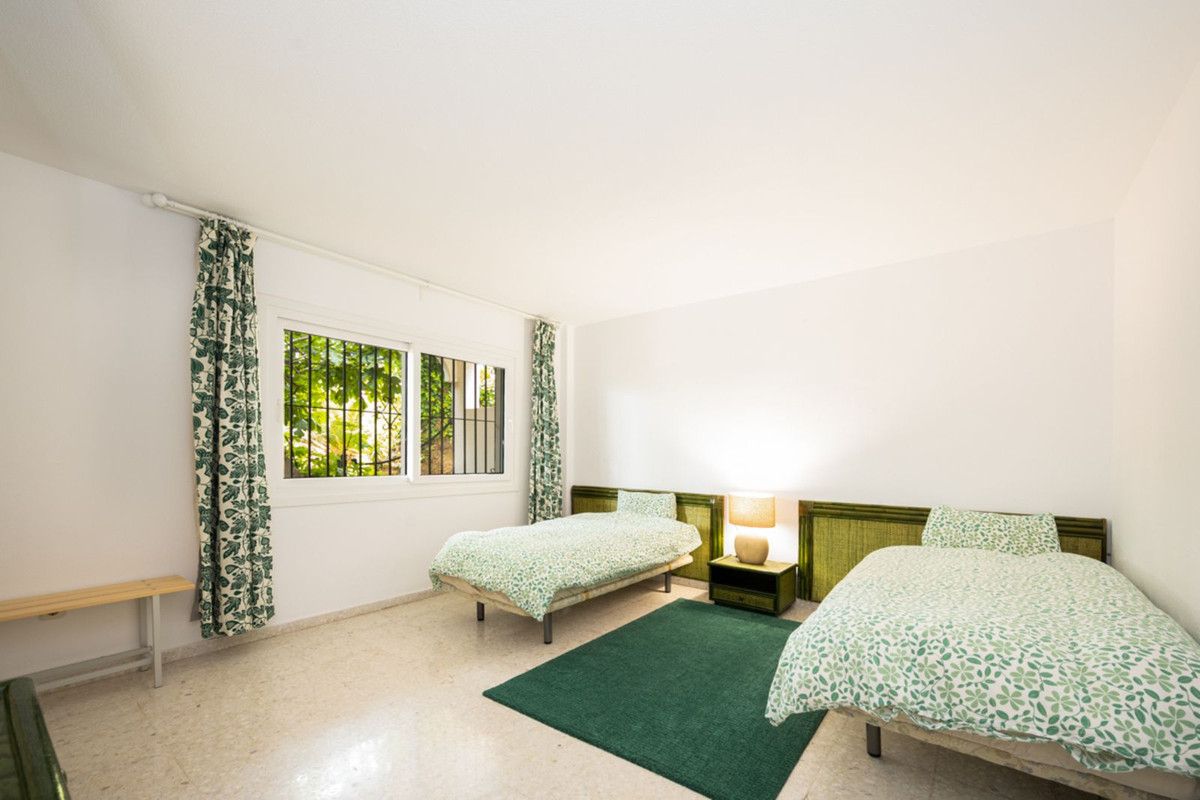Huis te koop in Elviria | 4 slaapkamers H5383630