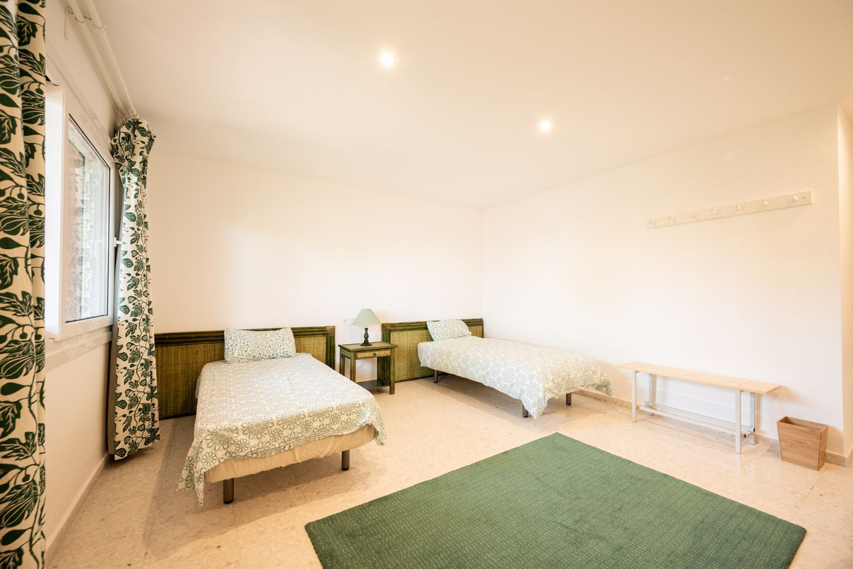 Huis te koop in Elviria | 4 slaapkamers H5383630