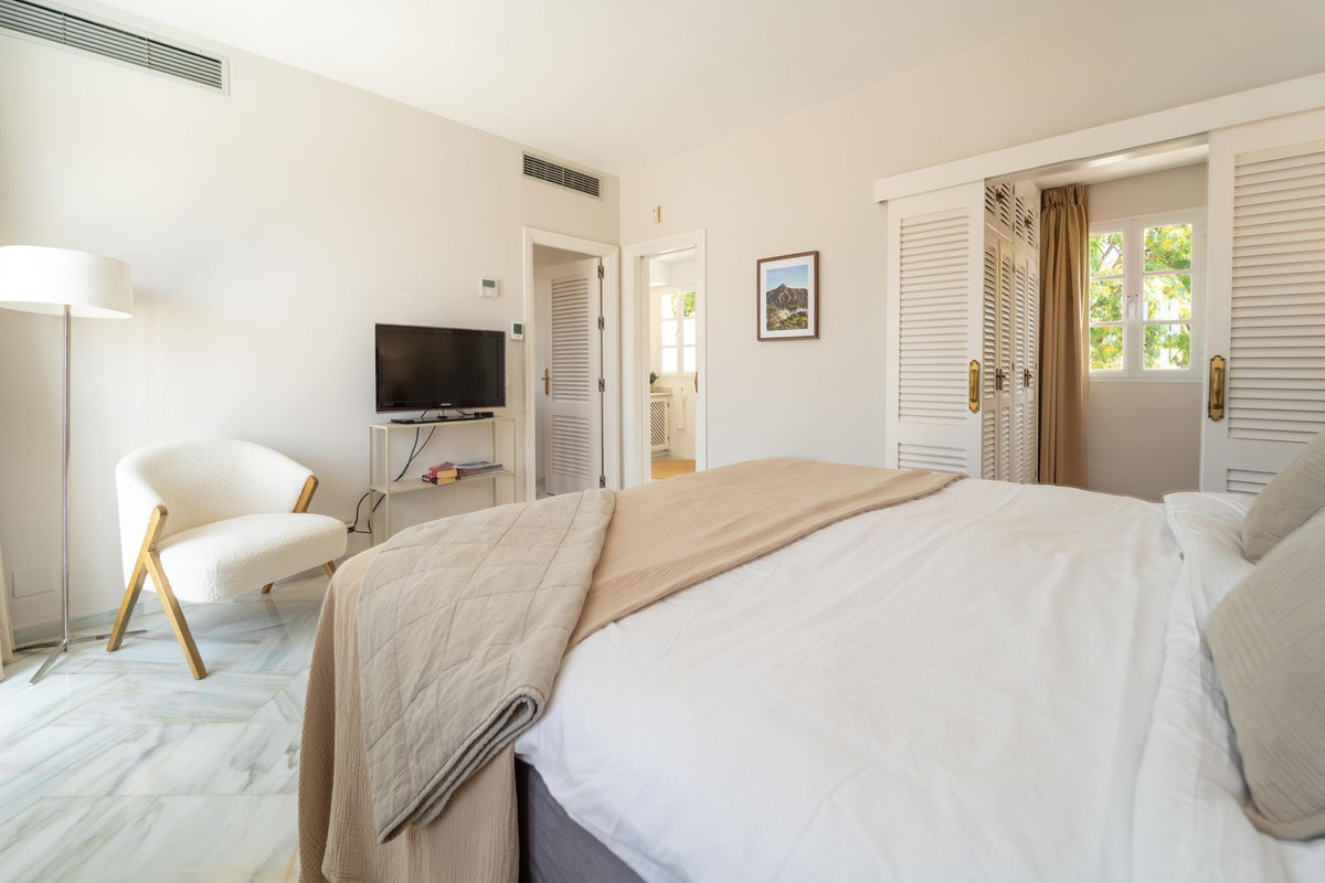 Huis te koop in Elviria | 4 slaapkamers H5418922