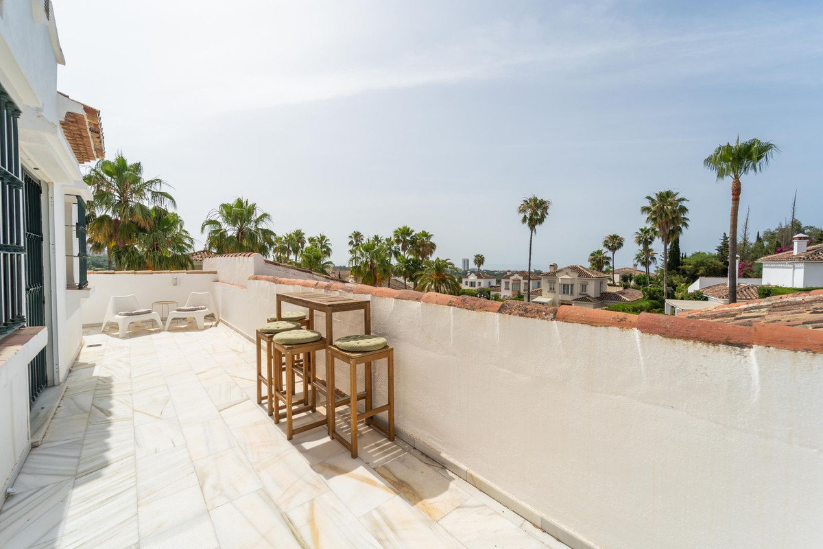 Huis te koop in Elviria | 4 slaapkamers H5418922