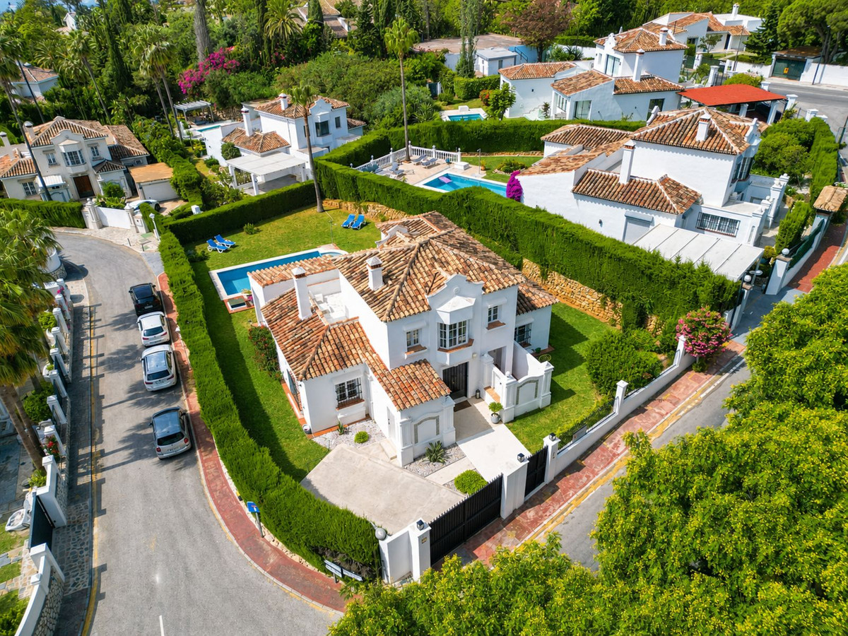 Huis te koop in Elviria | 4 slaapkamers H5418922