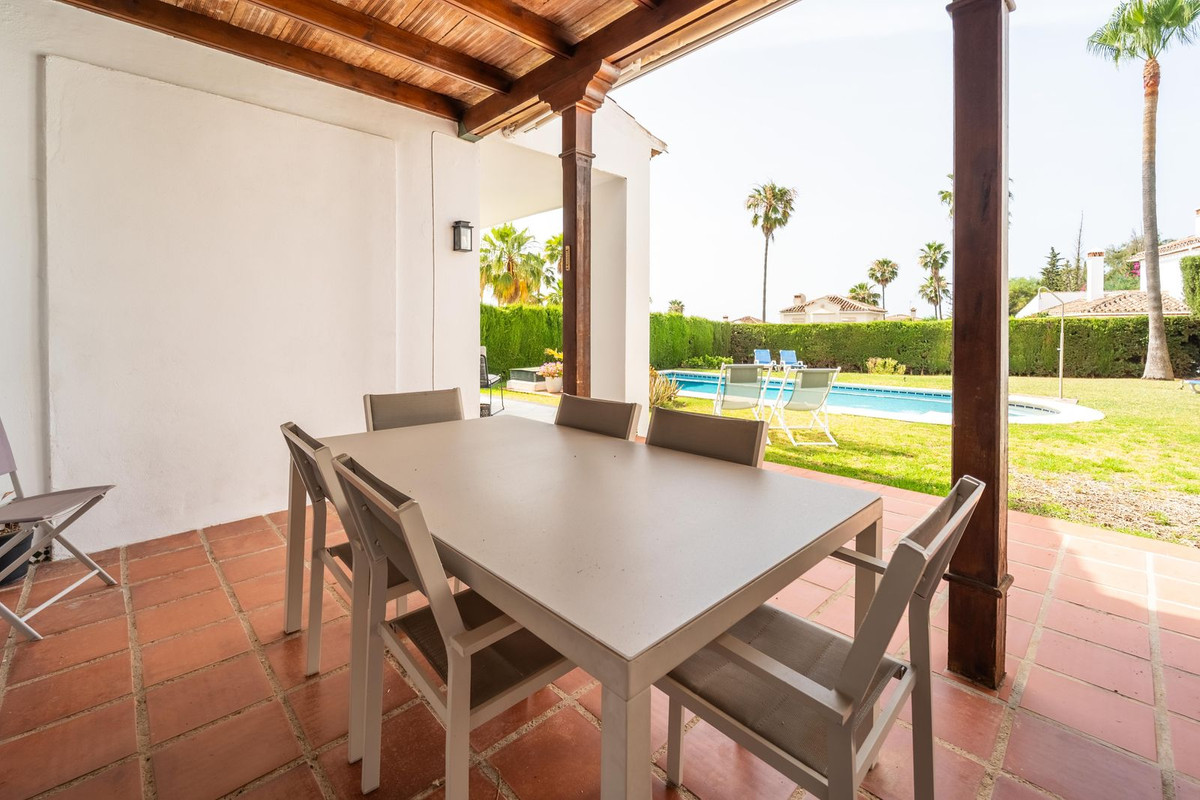Huis te koop in Elviria | 4 slaapkamers H5418922