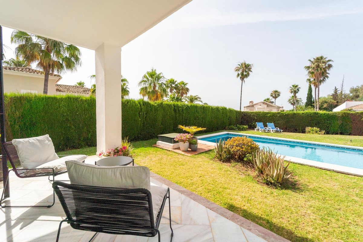 Huis te koop in Elviria | 4 slaapkamers H5418922