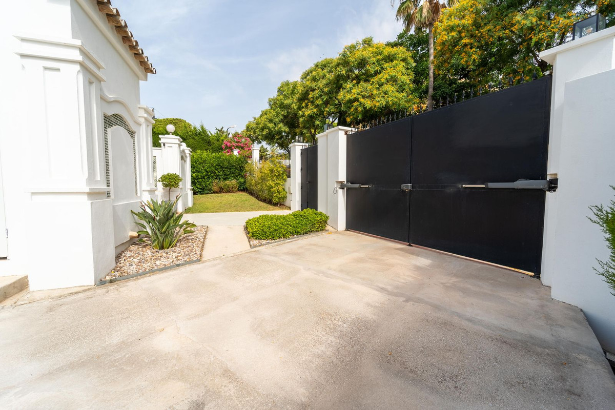 Huis te koop in Elviria | 4 slaapkamers H5418922