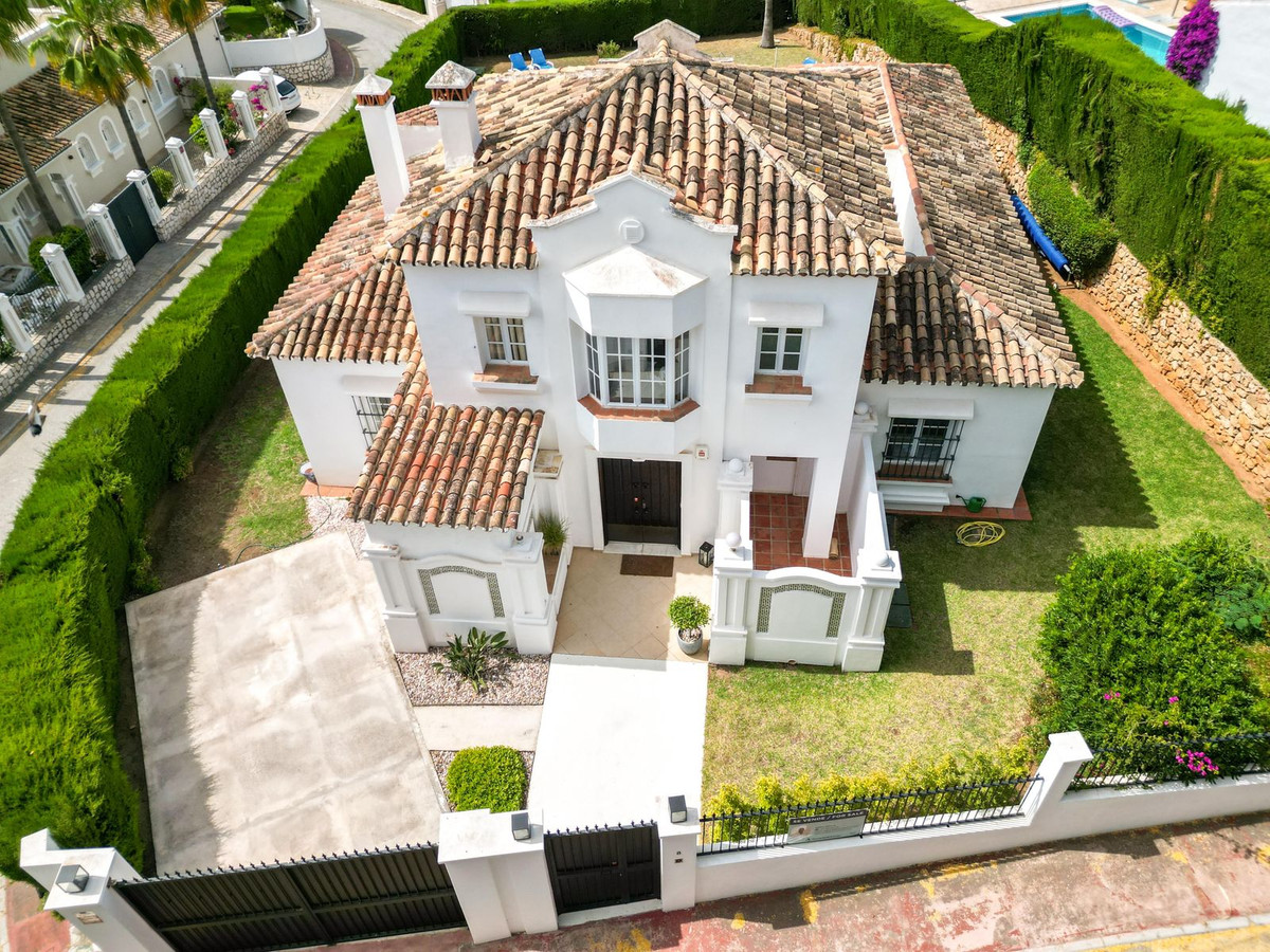 Huis te koop in Elviria | 4 slaapkamers H5418922