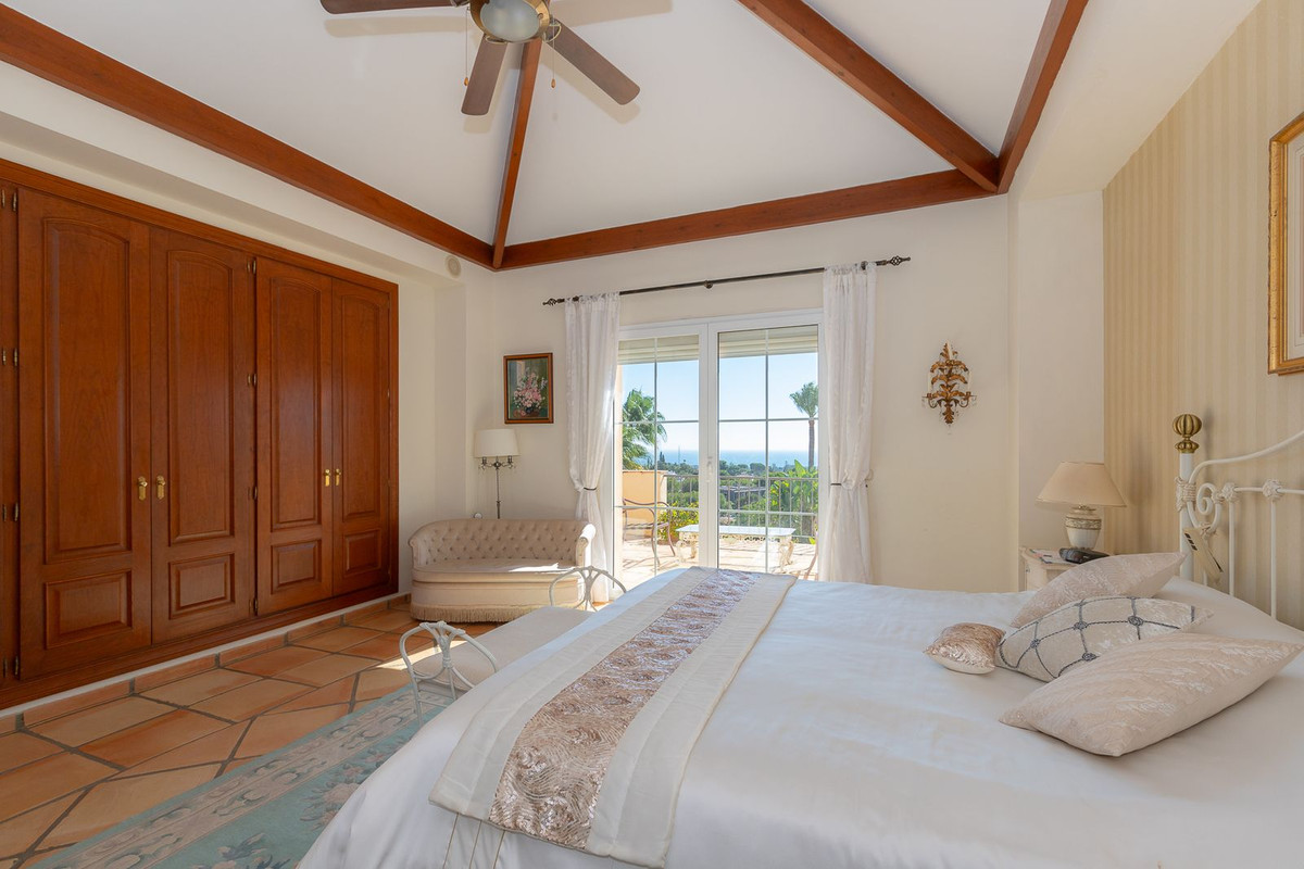Huis te koop in Elviria | 5 slaapkamers H5450344
