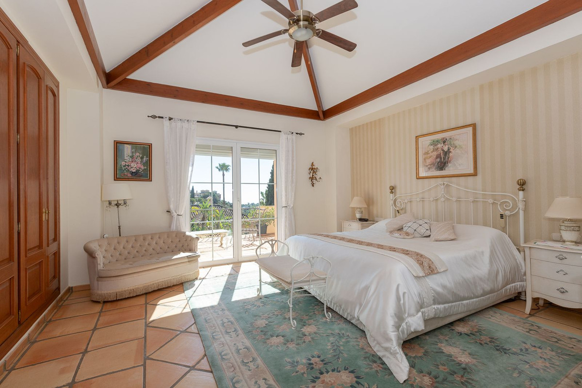 Huis te koop in Elviria | 5 slaapkamers H5450344