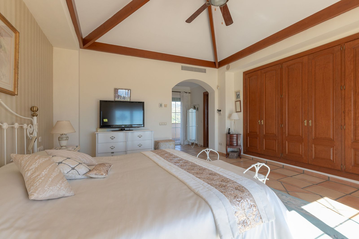 Huis te koop in Elviria | 5 slaapkamers H5450344
