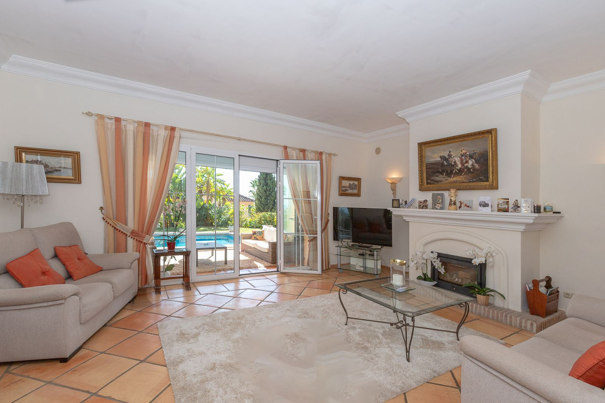 Huis te koop in Elviria | 5 slaapkamers H5450344