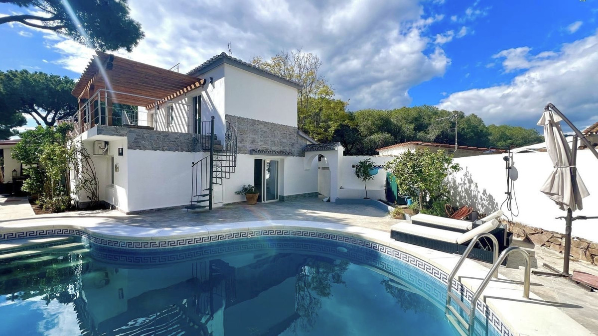 Huis te koop in Elviria | 4 slaapkamers H5457793