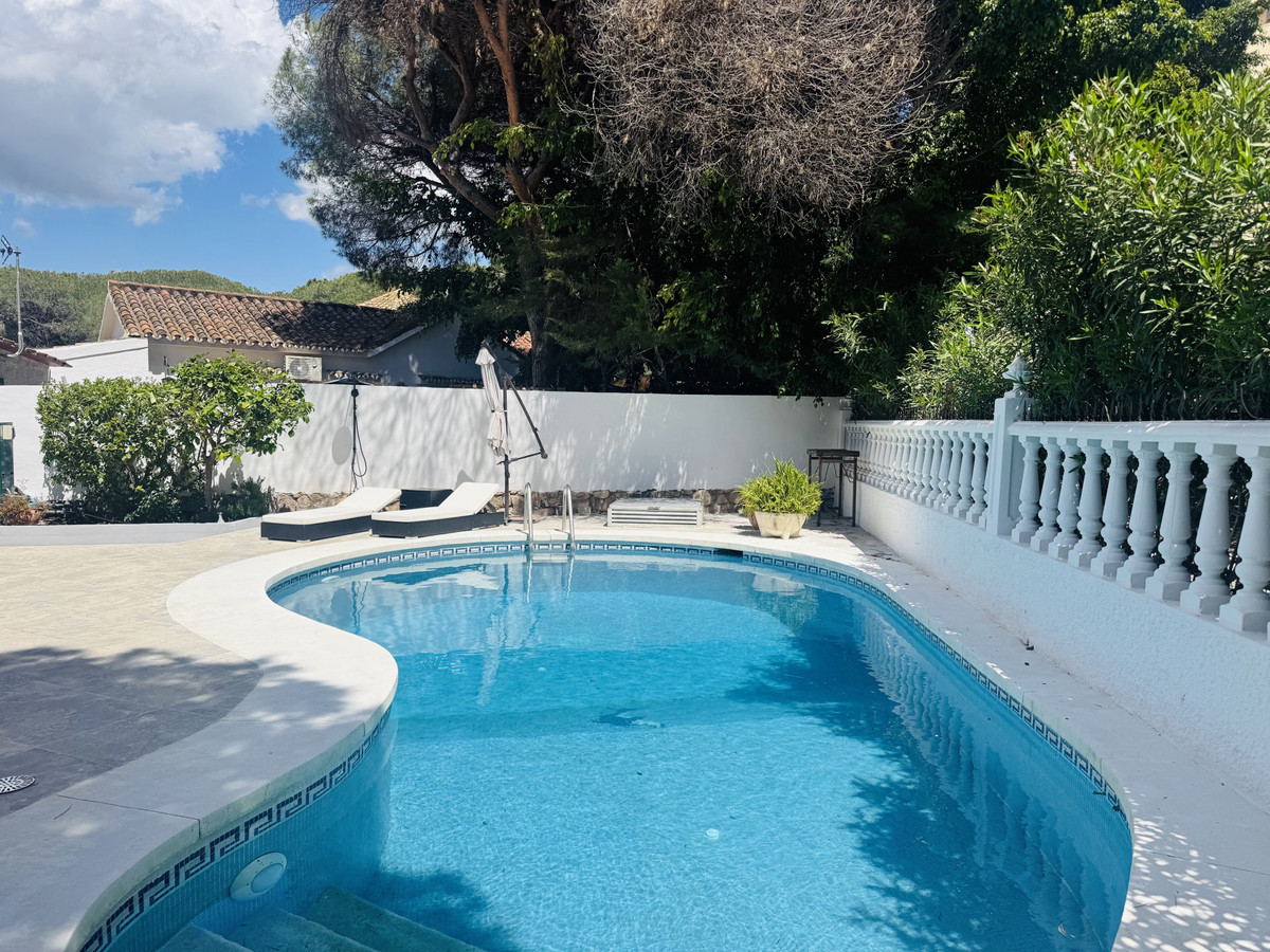 Huis te koop in Elviria | 4 slaapkamers H5457793