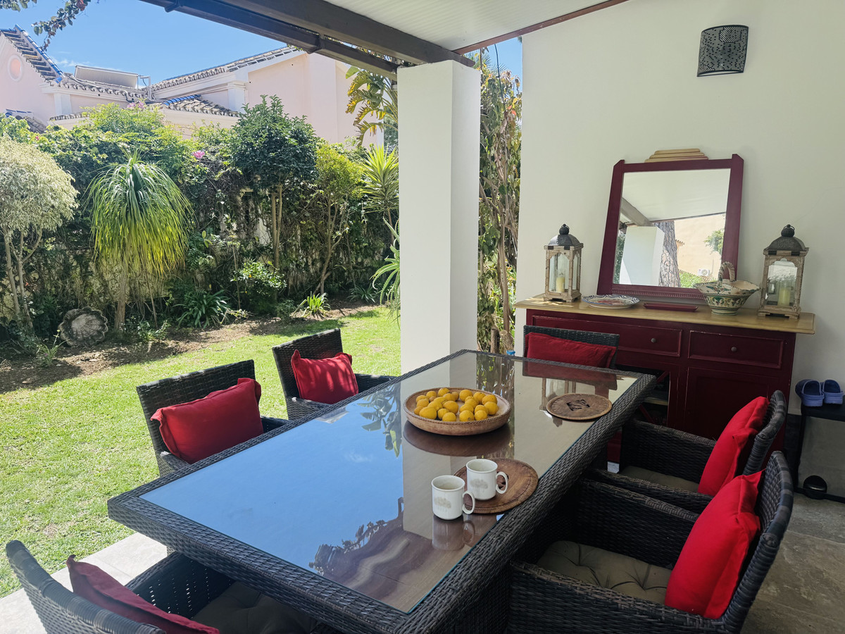 Huis te koop in Elviria | 4 slaapkamers H5457793