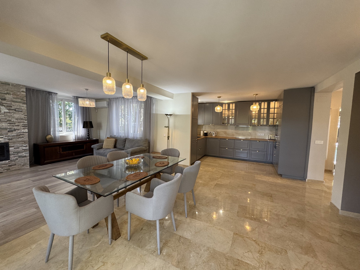 Huis te koop in Elviria | 4 slaapkamers H5457793