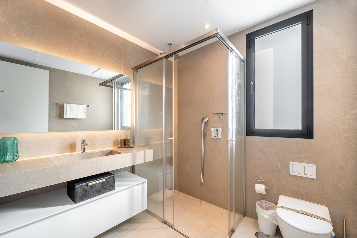 Huis te koop in Elviria | 5 slaapkamers H5459698