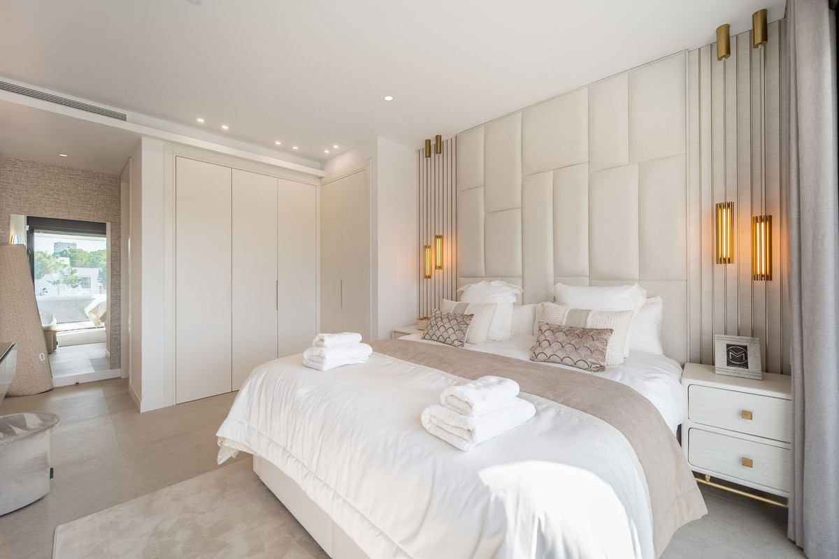 Huis te koop in Elviria | 5 slaapkamers H5459698