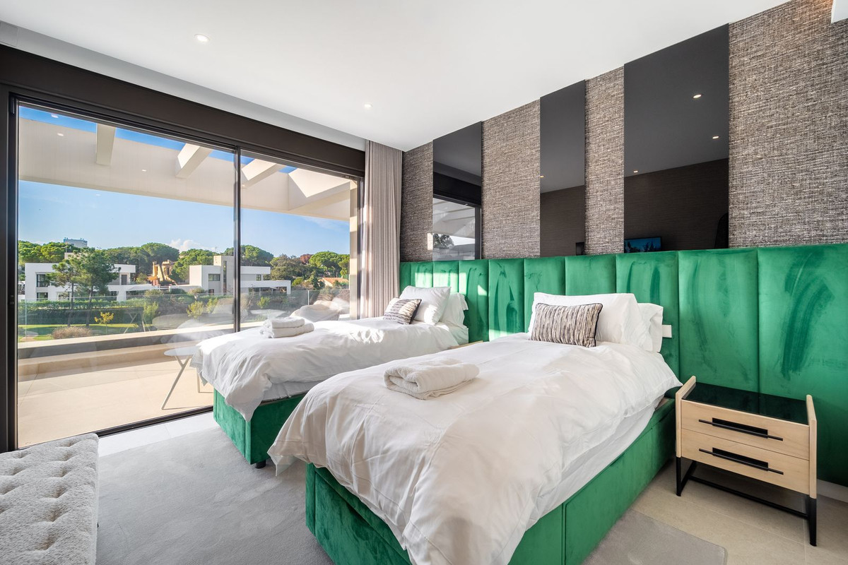 Huis te koop in Elviria | 5 slaapkamers H5459698