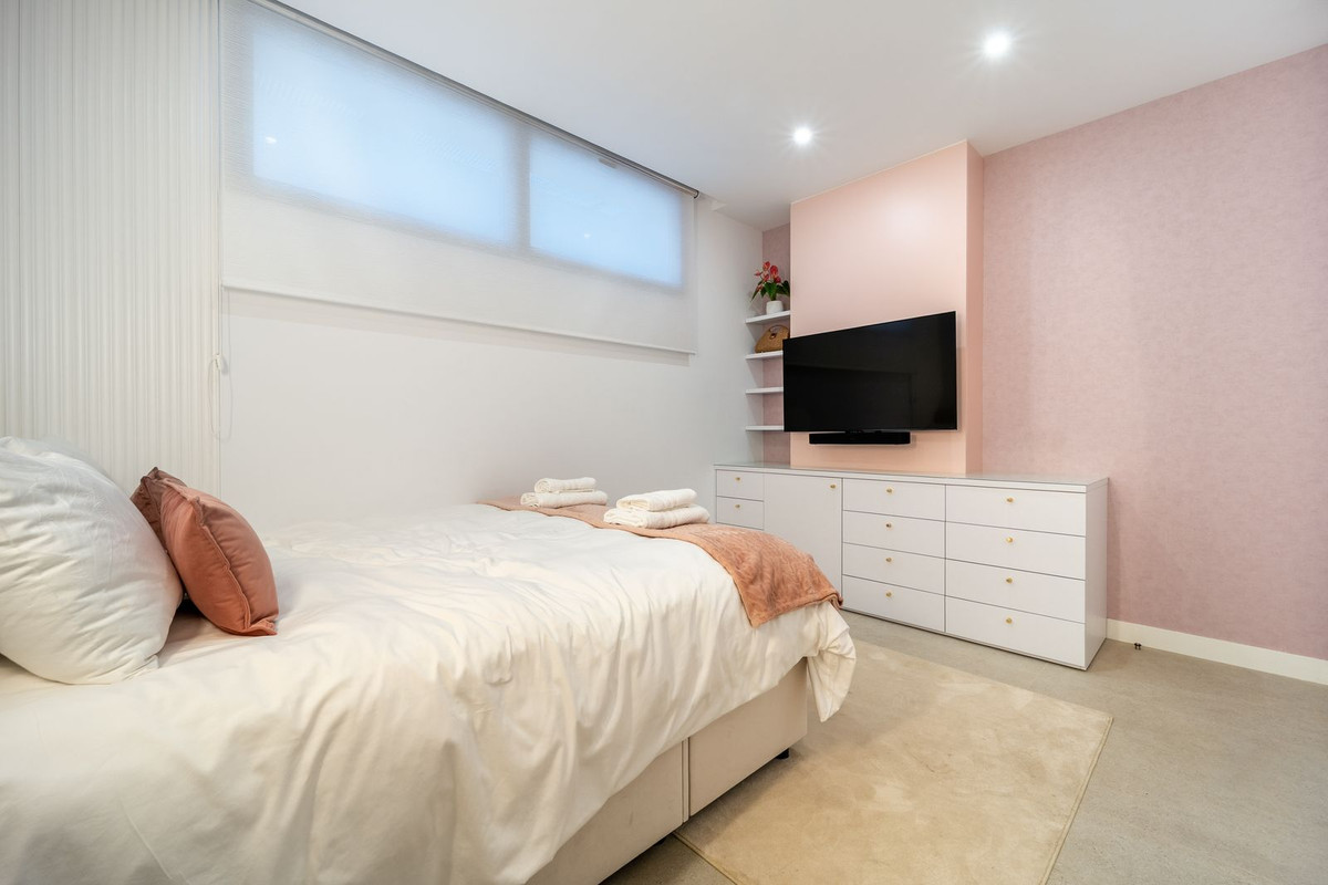 Huis te koop in Elviria | 5 slaapkamers H5459698