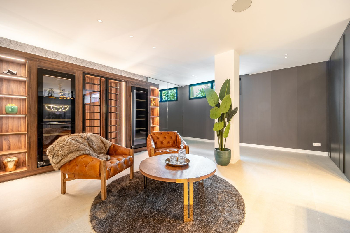 Huis te koop in Elviria | 5 slaapkamers H5459698
