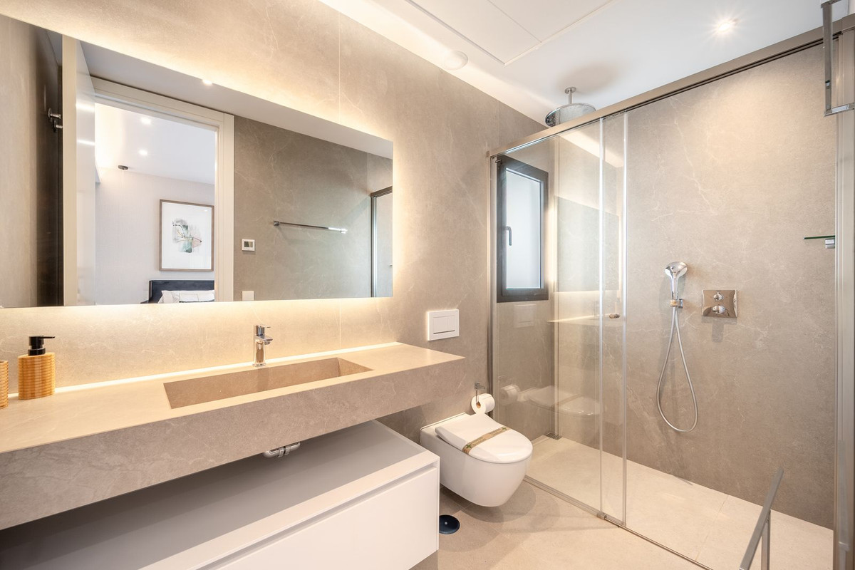 Huis te koop in Elviria | 5 slaapkamers H5459698