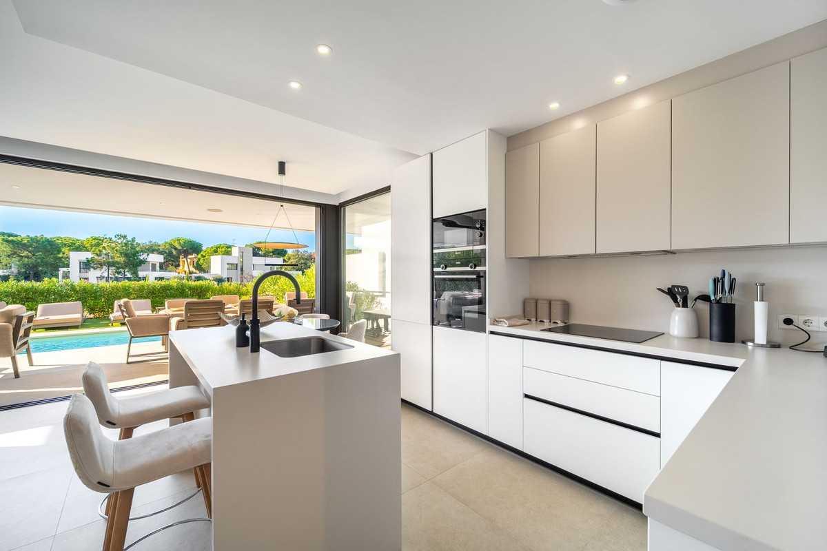 Huis te koop in Elviria | 5 slaapkamers H5459698