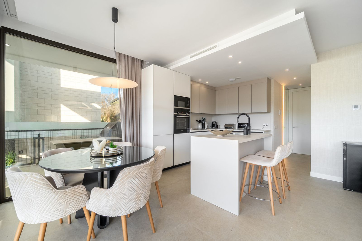 Huis te koop in Elviria | 5 slaapkamers H5459698