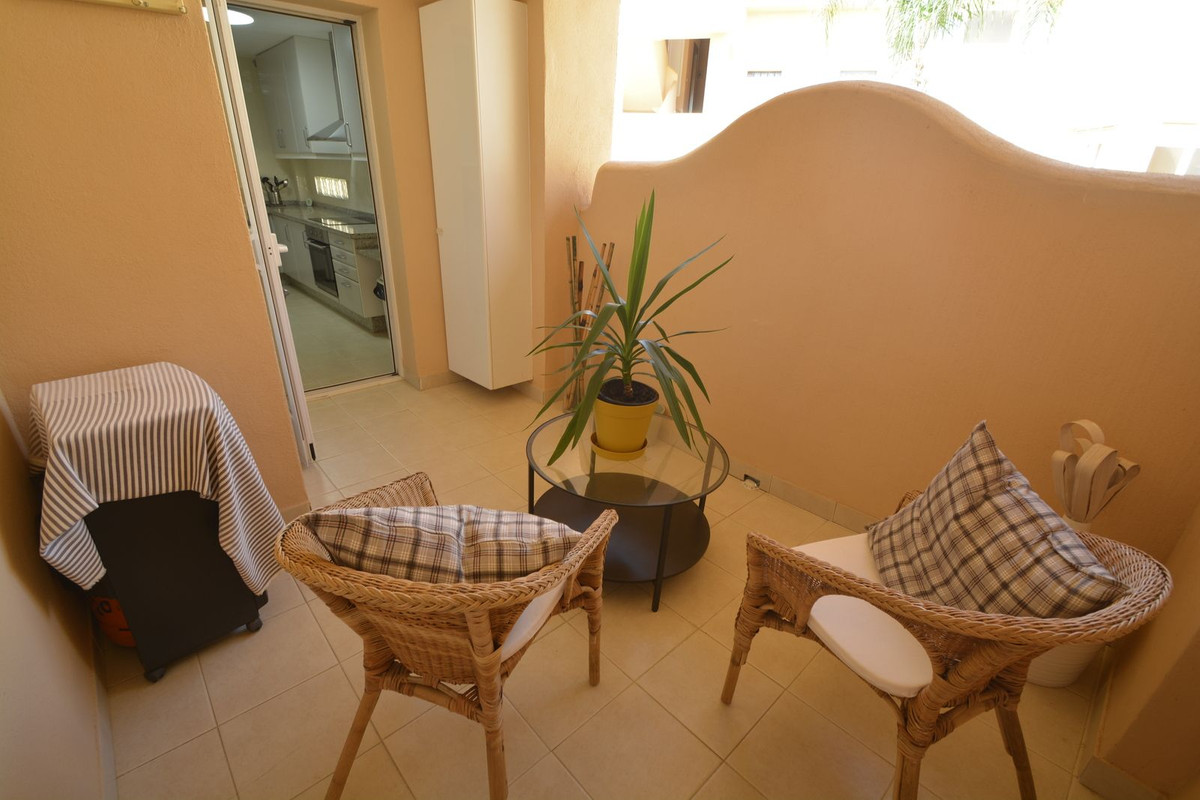 Appartement te koop in Elviria | 2 slaapkamers H5460643
