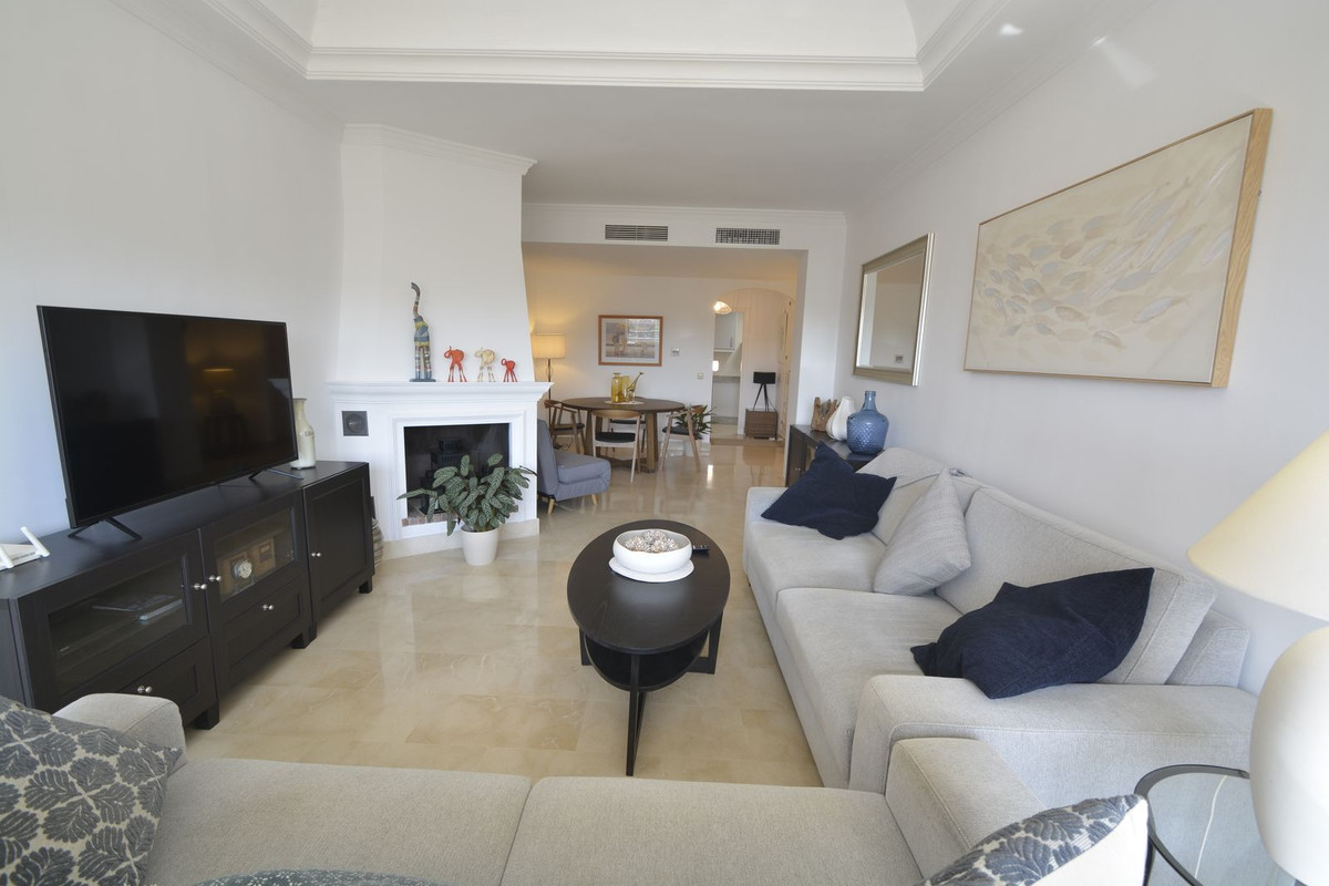 Appartement te koop in Elviria | 2 slaapkamers H5460643