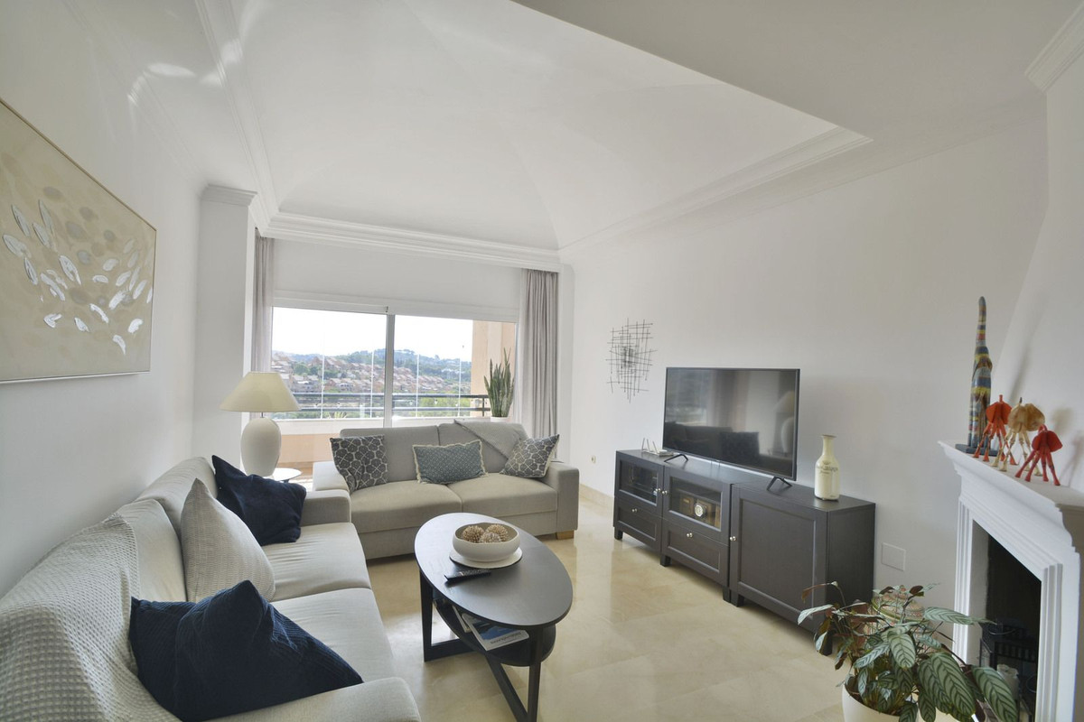 Appartement te koop in Elviria | 2 slaapkamers H5460643