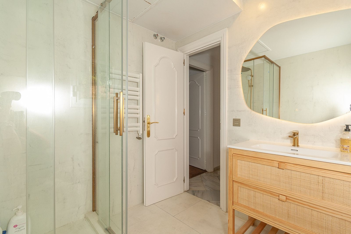 Huis te koop in Elviria | 4 slaapkamers H5463055