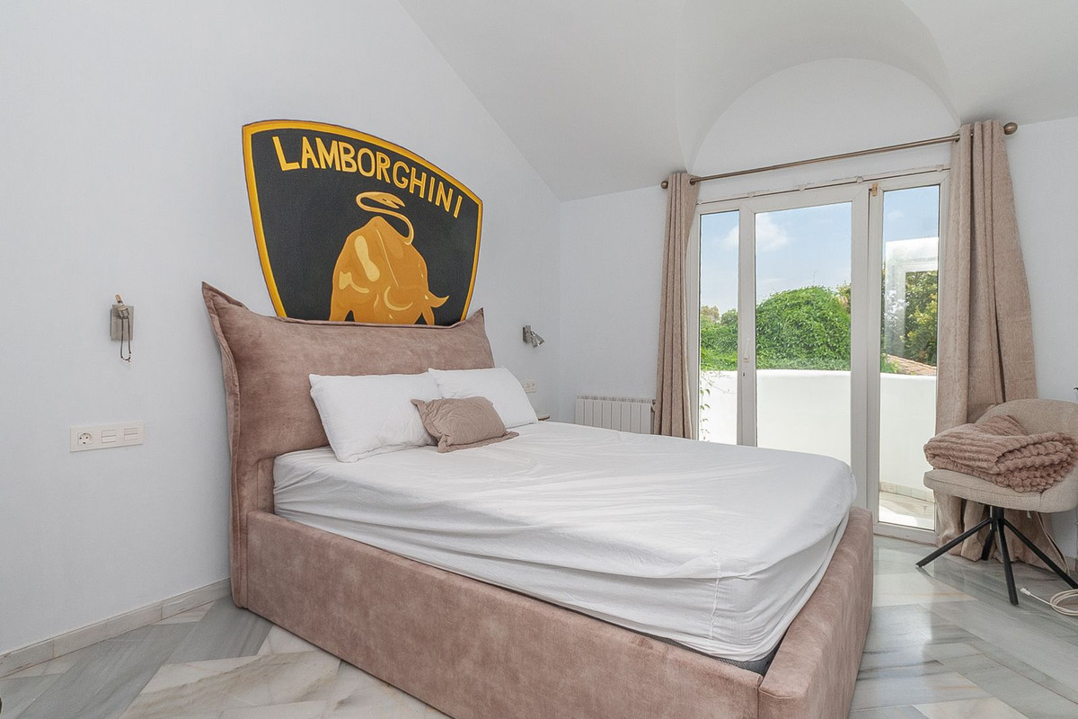 Huis te koop in Elviria | 4 slaapkamers H5463055