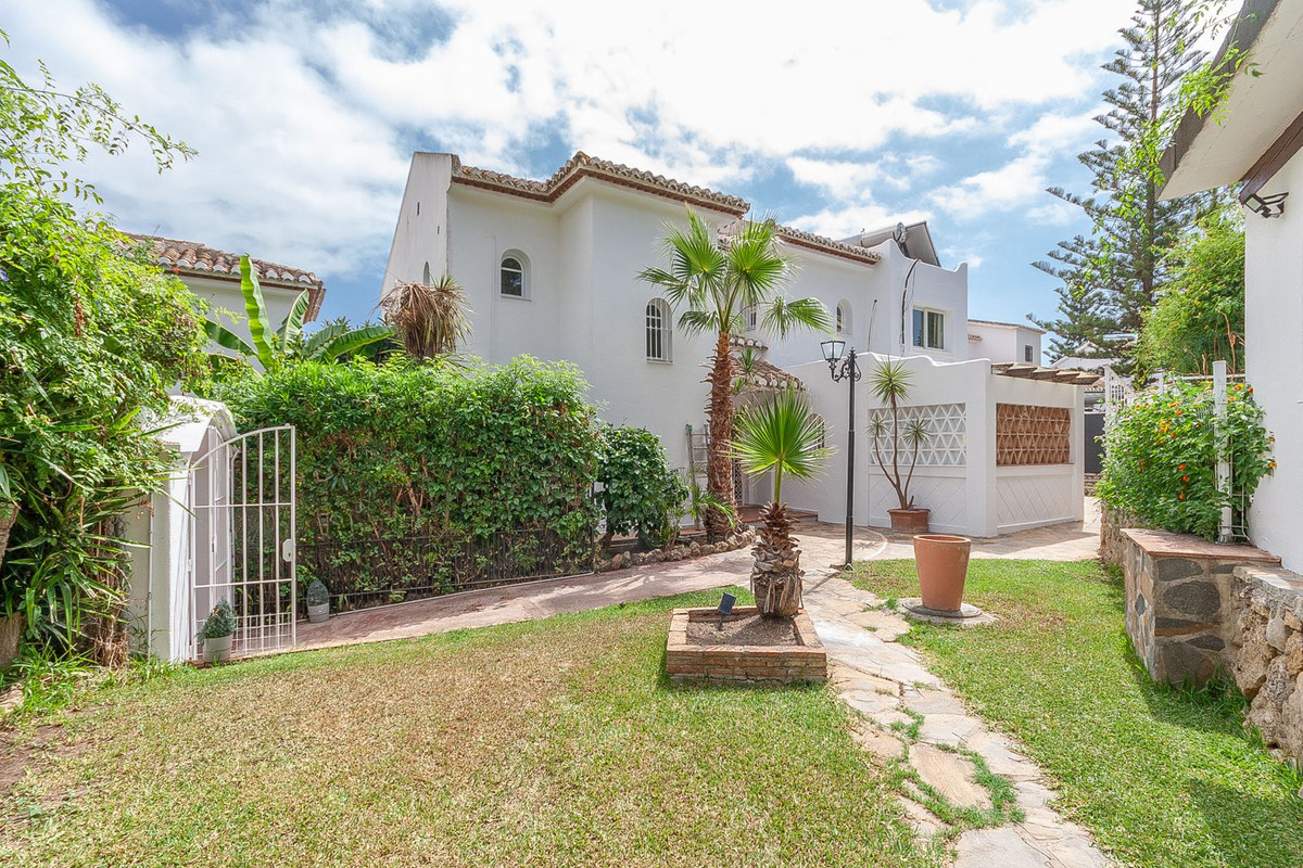 Huis te koop in Elviria | 4 slaapkamers H5463055