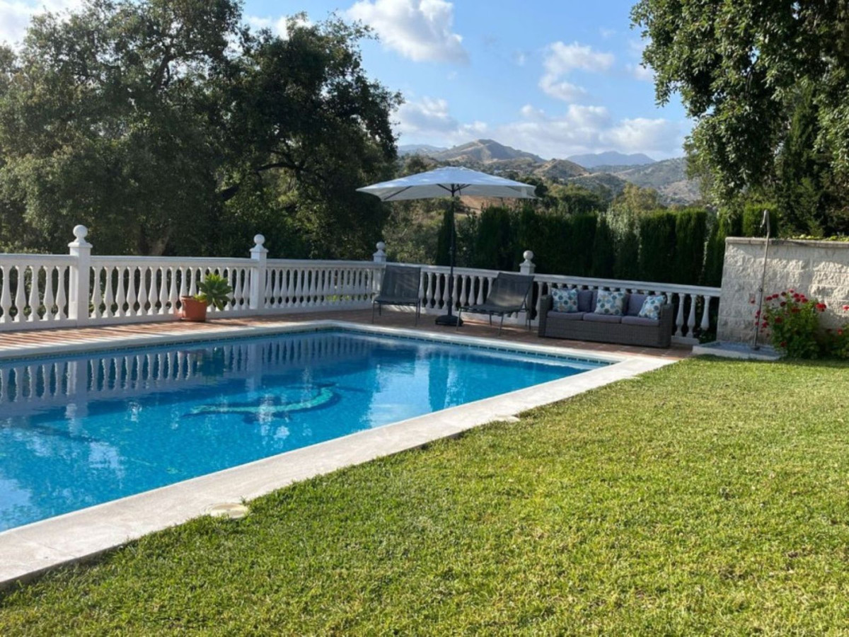 Huis te koop in Elviria | 5 slaapkamers H5471791