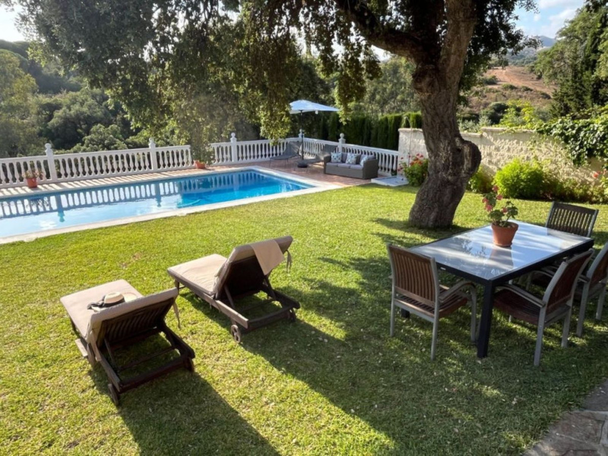 Huis te koop in Elviria | 5 slaapkamers H5471791
