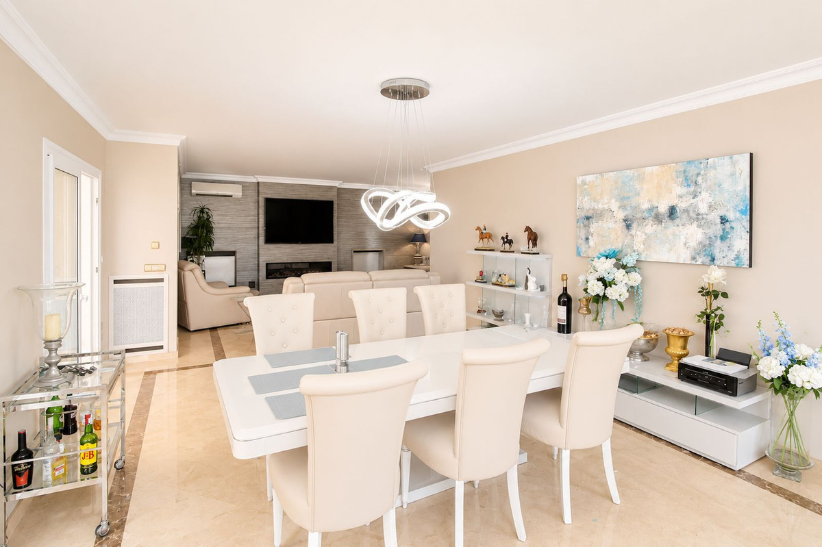 Huis te koop in Elviria | 4 slaapkamers H5475772