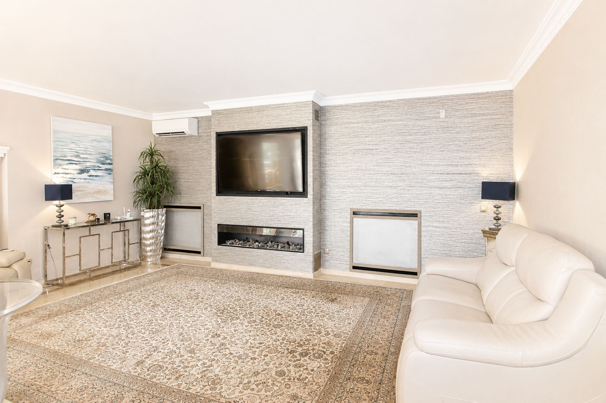 Huis te koop in Elviria | 4 slaapkamers H5475772