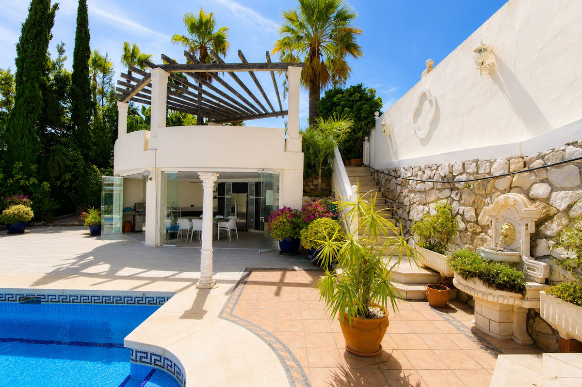 Huis te koop in Elviria | 4 slaapkamers H5475772